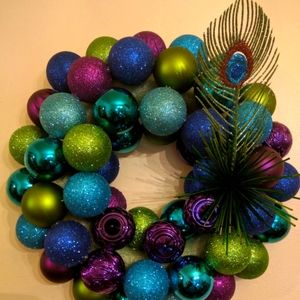 Handmade bulb wreath